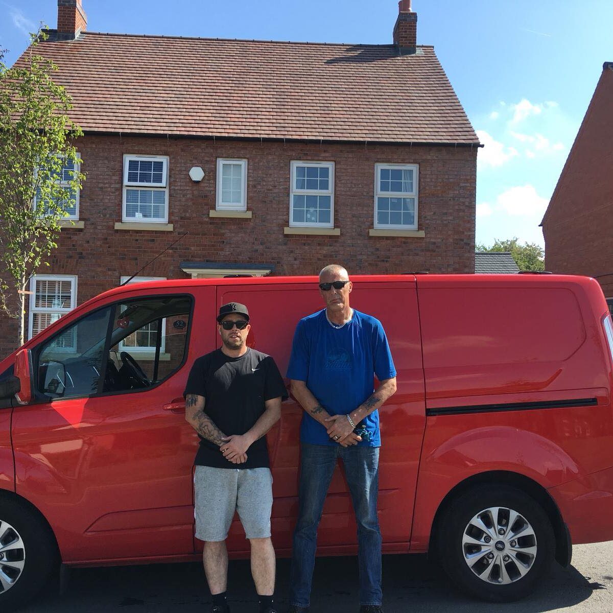 Clarity Reach & Wash Team of Window Cleaners