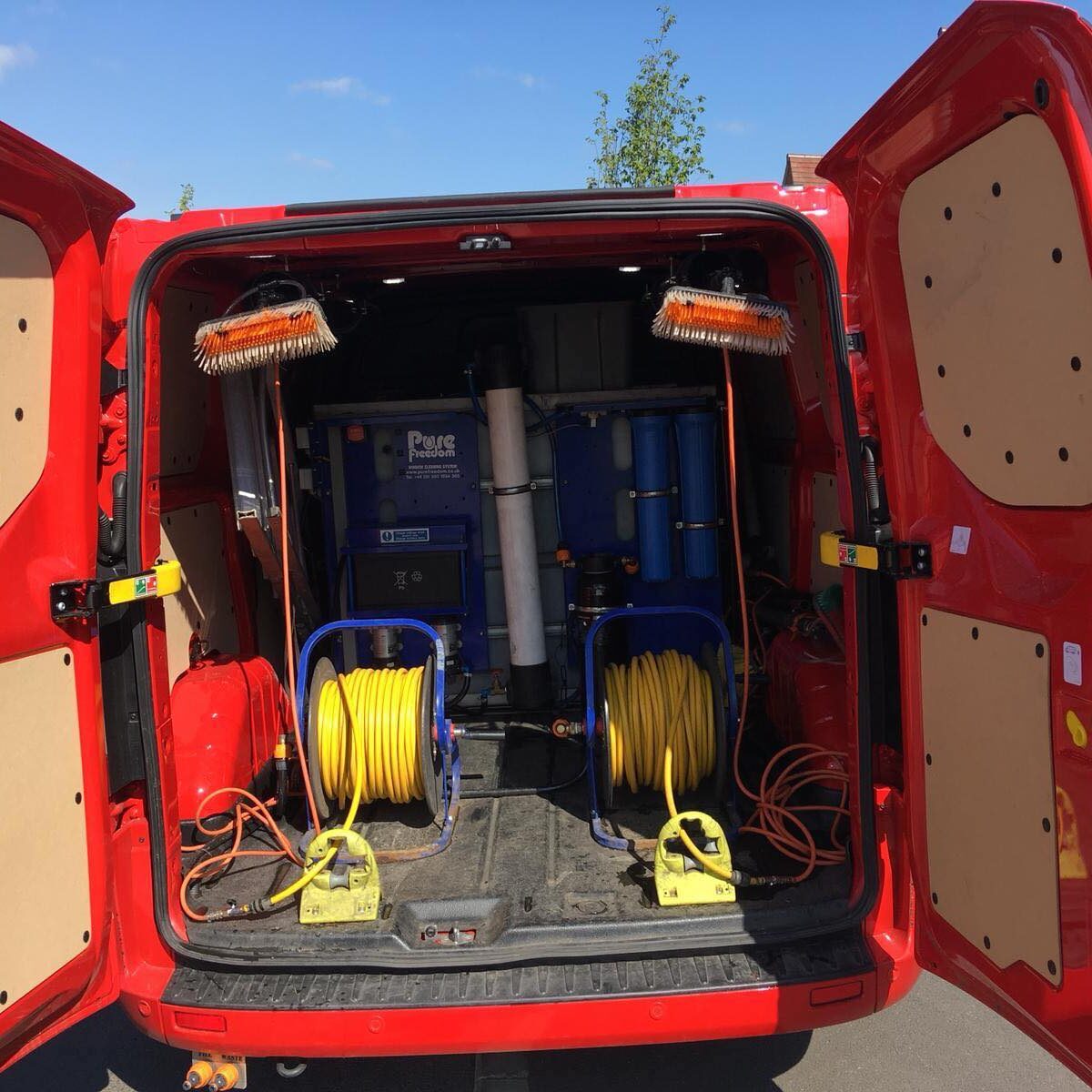 Clarity Reach & Wash Specialist Equipment for Window Cleaning